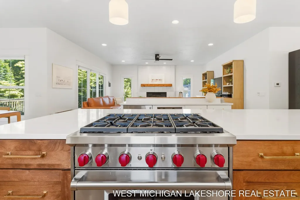 3260 Lorrimar Lane Saugatuck Township MI 49453