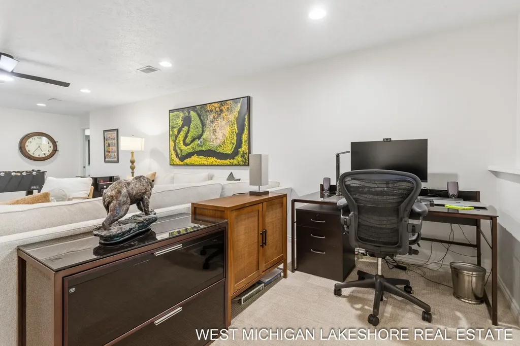 3260 Lorrimar Lane Saugatuck Township MI 49453