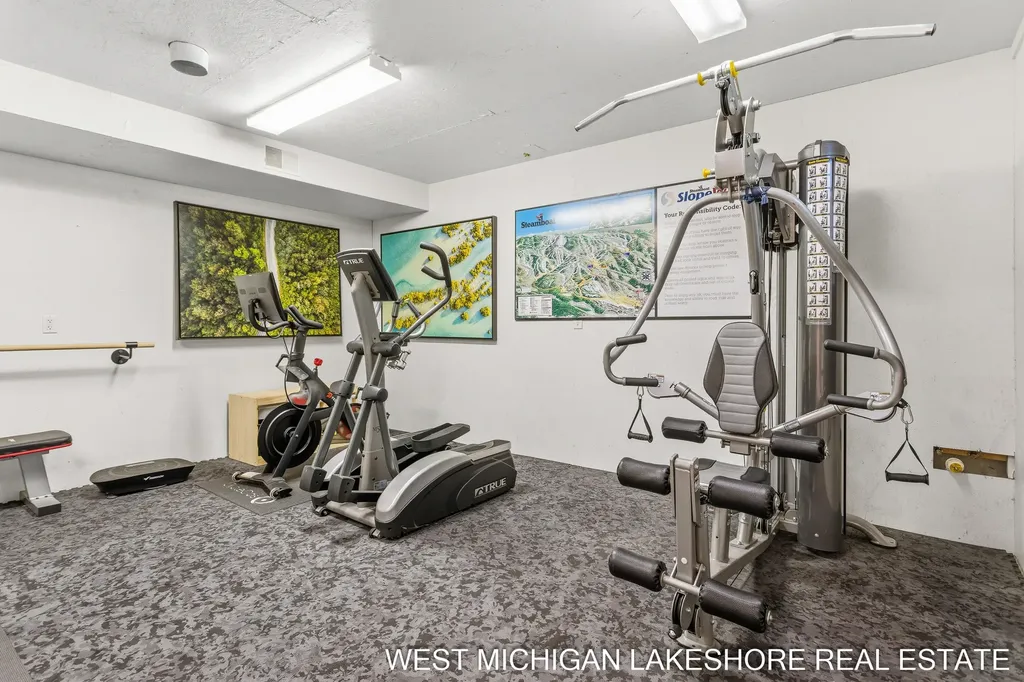 3260 Lorrimar Lane Saugatuck Township MI 49453