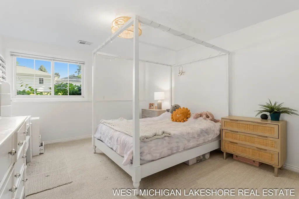 3260 Lorrimar Lane Saugatuck Township MI 49453