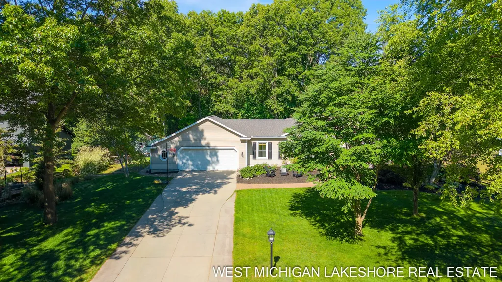 3260 Lorrimar Lane Saugatuck Township MI 49453