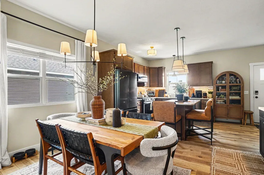 5999 N Bear Den Trail Fruitport Charter Township MI 49444