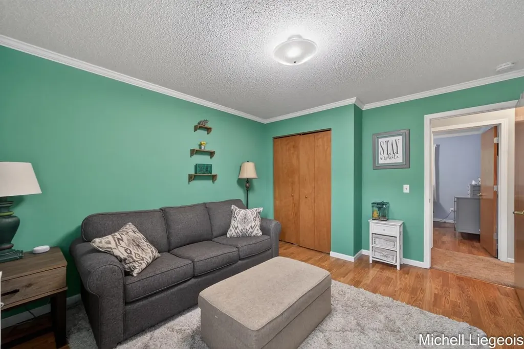 3325 S Riverwood Drive Dalton Township MI 49457