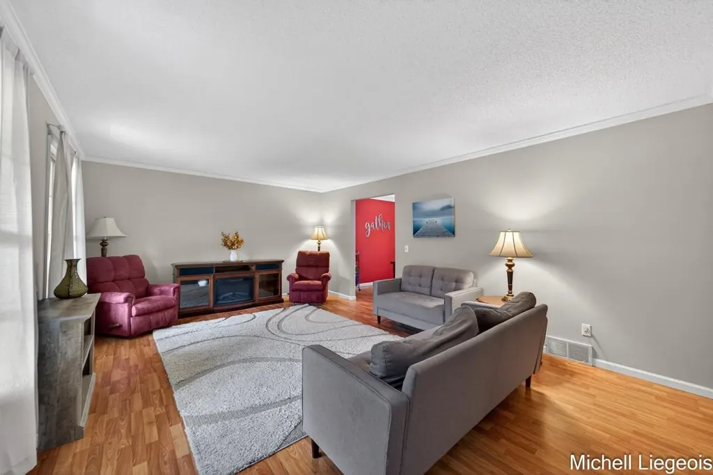 3325 S Riverwood Drive Dalton Township MI 49457