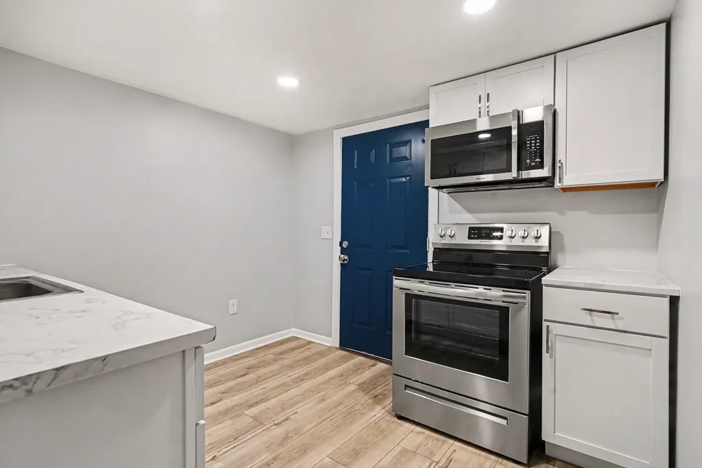 2617 Fairfield Street Norton Shores City MI 49441
