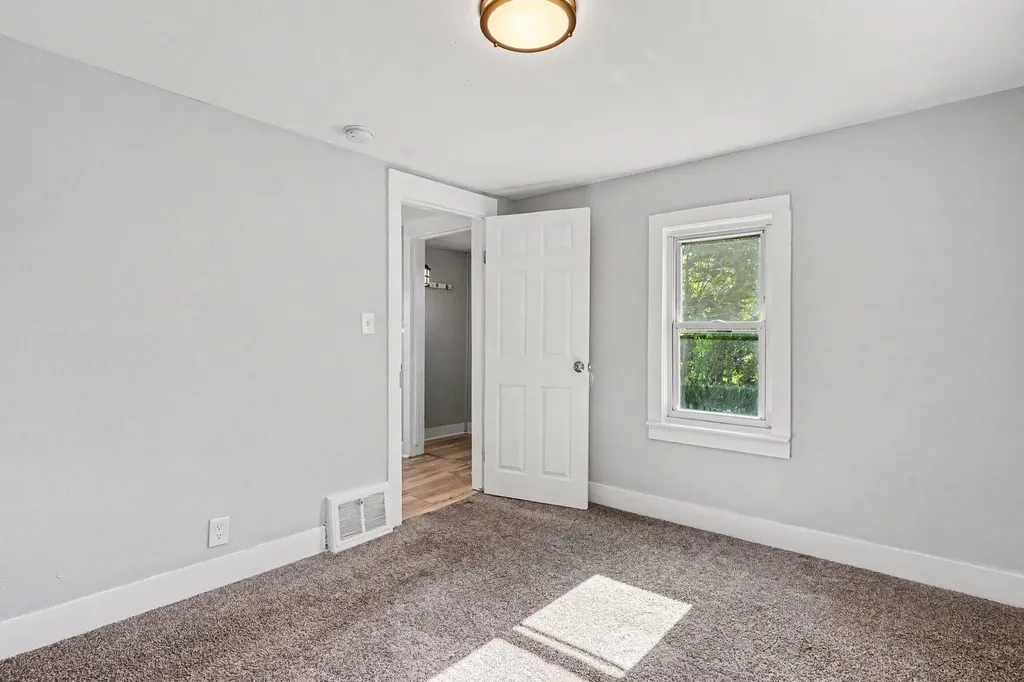 2617 Fairfield Street Norton Shores City MI 49441
