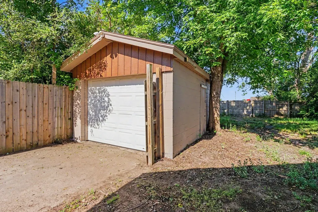2617 Fairfield Street Norton Shores City MI 49441