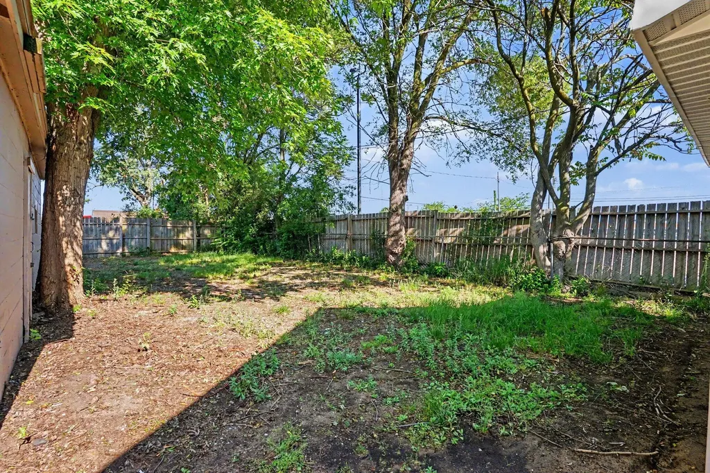 2617 Fairfield Street Norton Shores City MI 49441