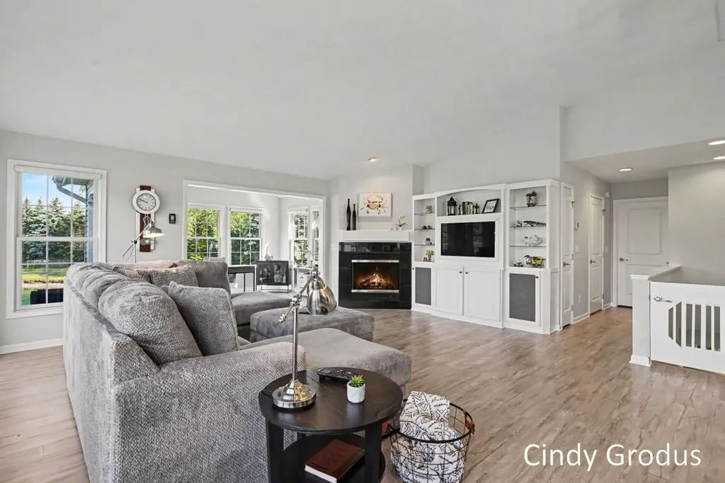 11341 Avocet Court Holland Charter Township MI 49424