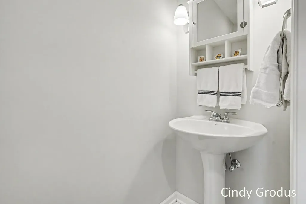 11341 Avocet Court Holland Charter Township MI 49424