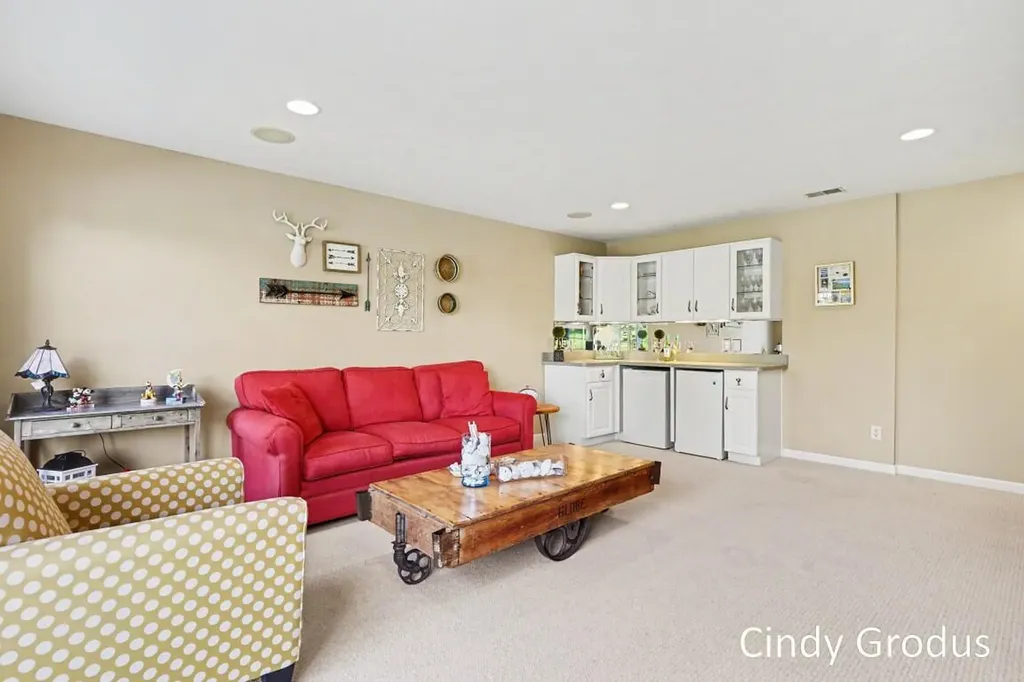 11341 Avocet Court Holland Charter Township MI 49424