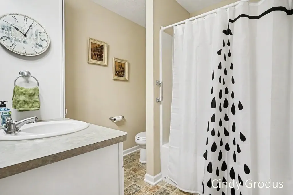 11341 Avocet Court Holland Charter Township MI 49424
