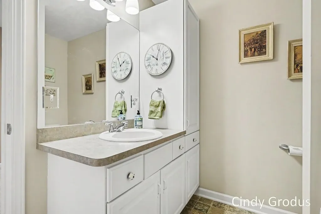 11341 Avocet Court Holland Charter Township MI 49424