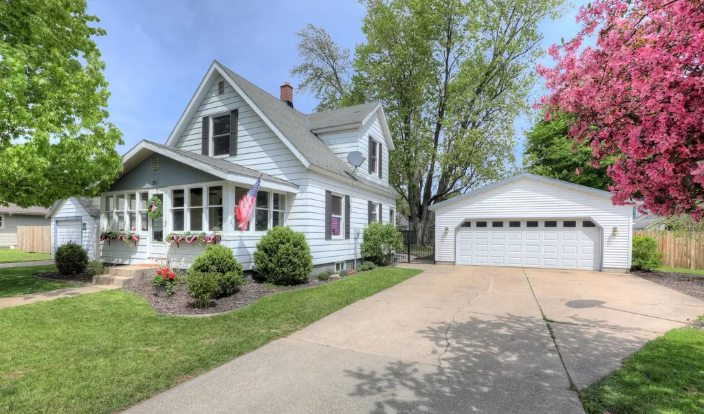 241 Woodward Street Zeeland City MI 49464