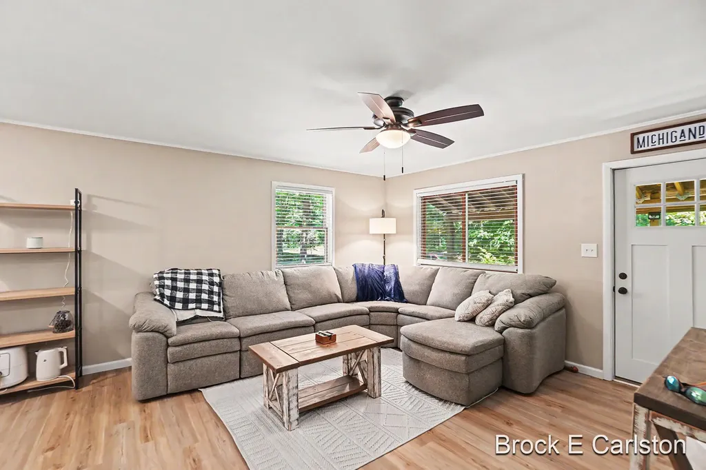 17455 Hoxeyville Road Norman Township MI 49689