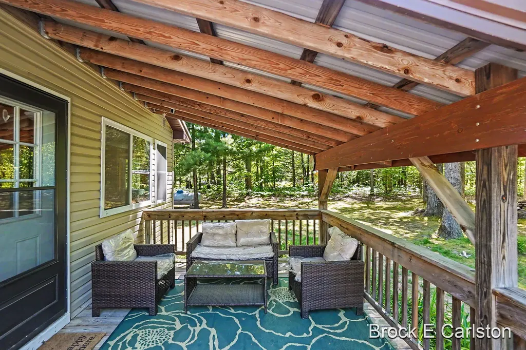 17455 Hoxeyville Road Norman Township MI 49689