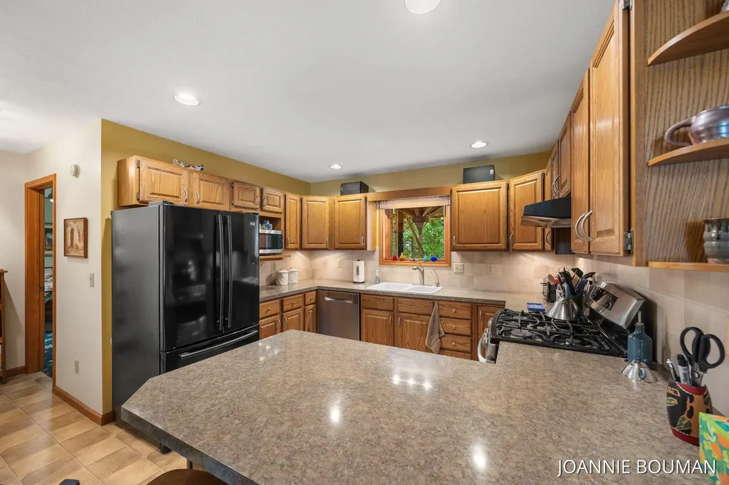 4629 Pine Drive Laketown Township MI 49423