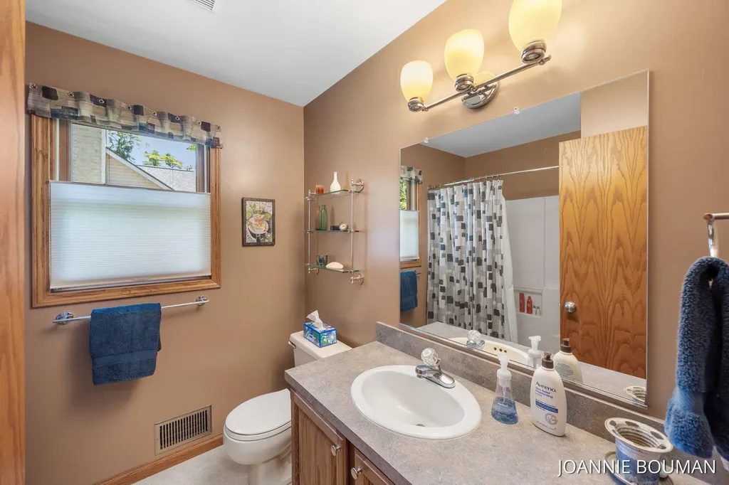 4629 Pine Drive Laketown Township MI 49423