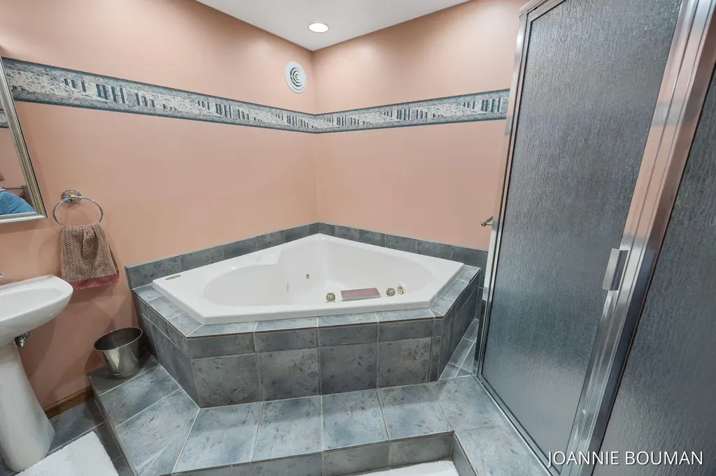4629 Pine Drive Laketown Township MI 49423