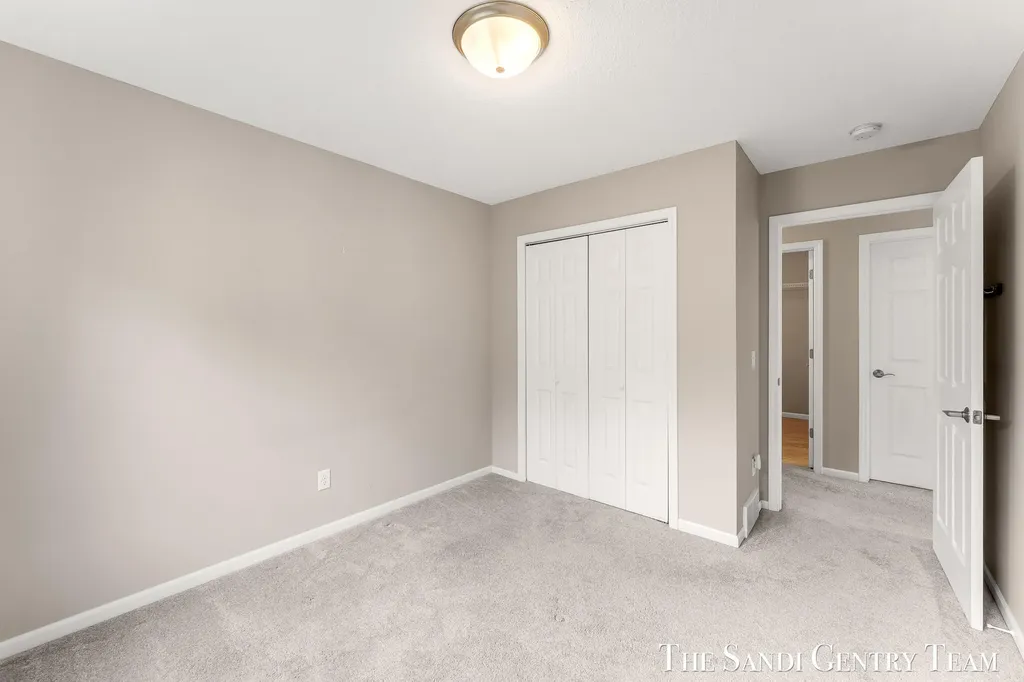 1630 Grevel Court Fruitport Charter Township MI 49444