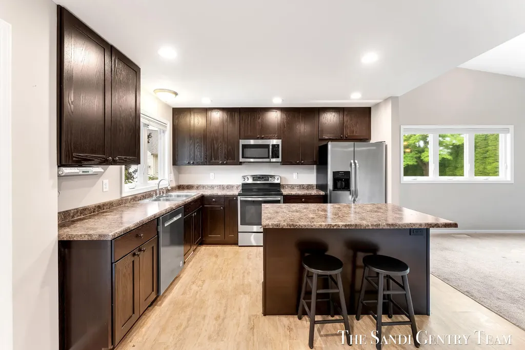 1630 Grevel Court Fruitport Charter Township MI 49444