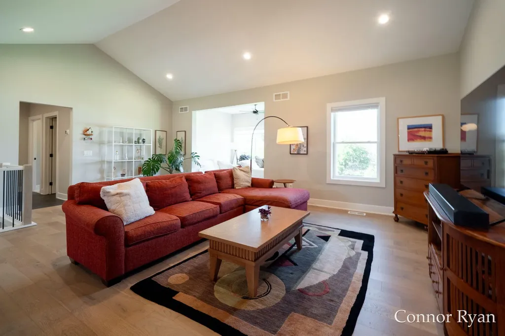 3758 Jason Ridge Lane SW Walker City MI 49534