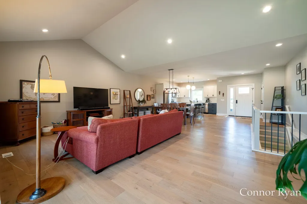 3758 Jason Ridge Lane SW Walker City MI 49534