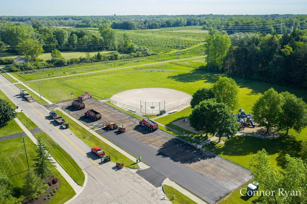 3758 Jason Ridge Lane SW Walker City MI 49534
