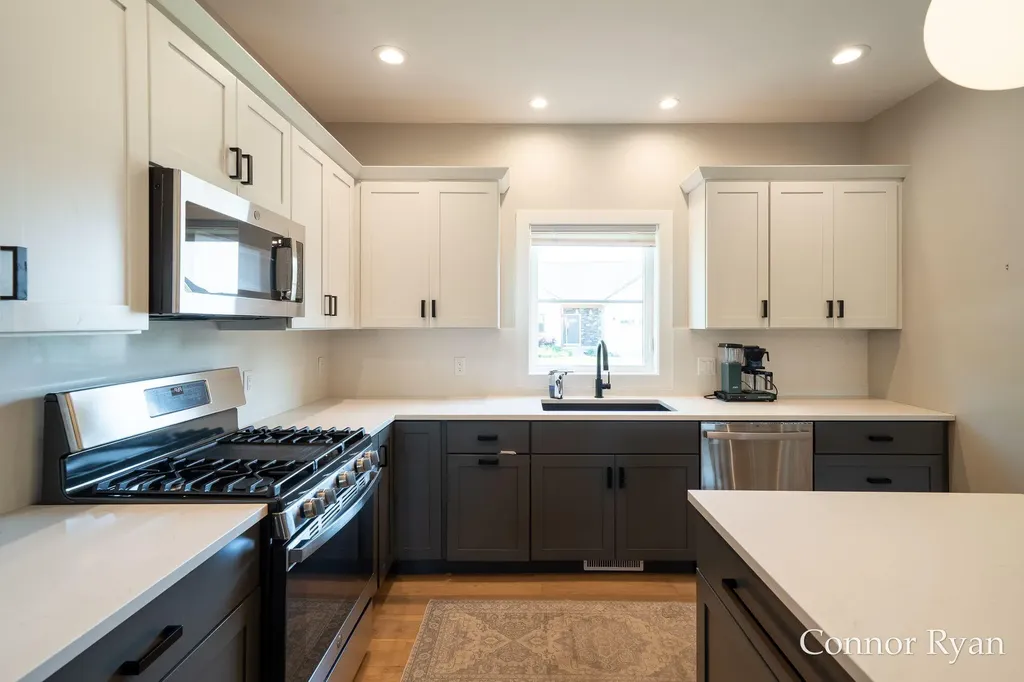 3758 Jason Ridge Lane SW Walker City MI 49534