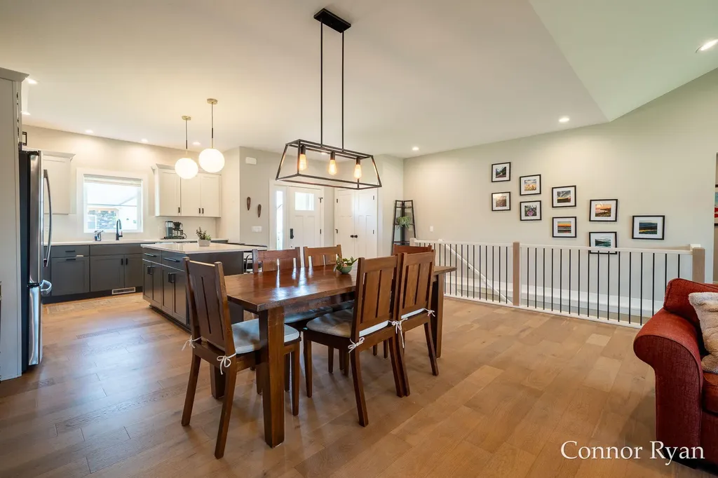 3758 Jason Ridge Lane SW Walker City MI 49534