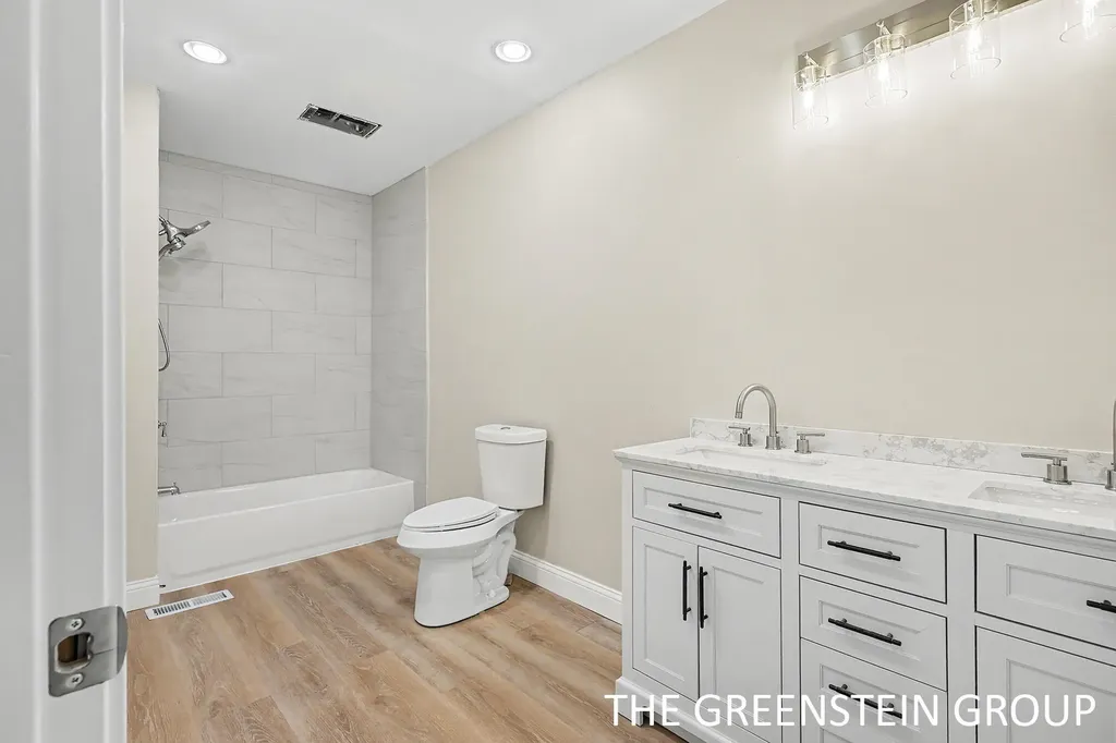 215 W Grove Street Greenville City MI 48838