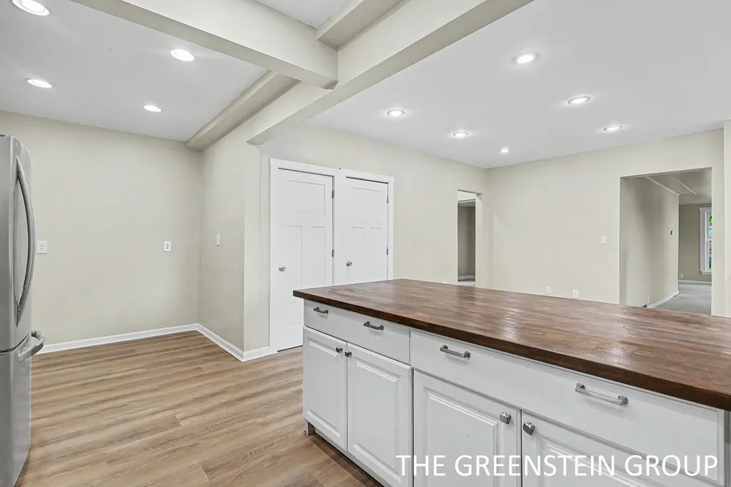 215 W Grove Street Greenville City MI 48838