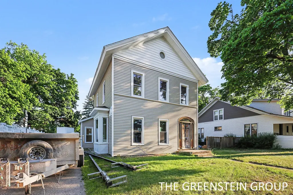 215 W Grove Street Greenville City MI 48838