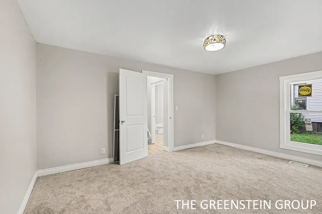 215 W Grove Street Greenville City MI 48838