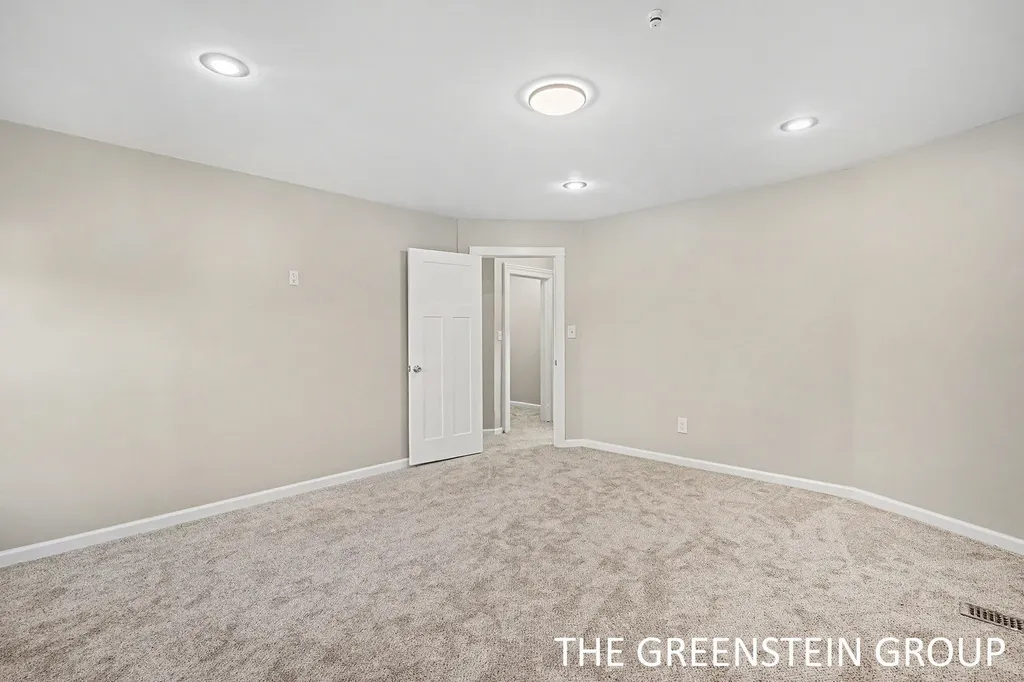 215 W Grove Street Greenville City MI 48838