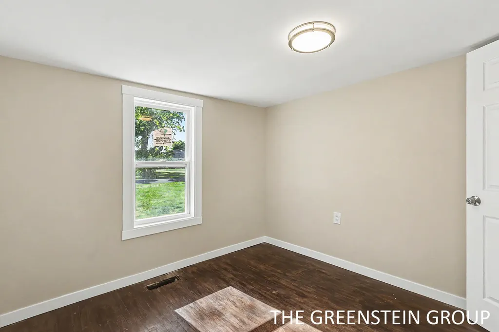 301 E North Street Greenville City MI 48838