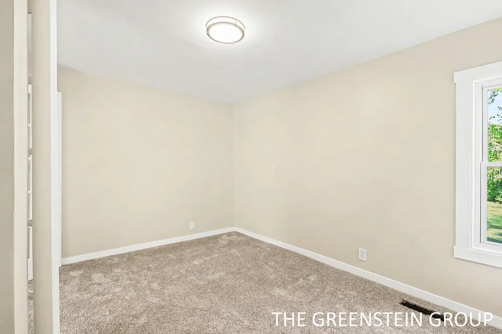 301 E North Street Greenville City MI 48838
