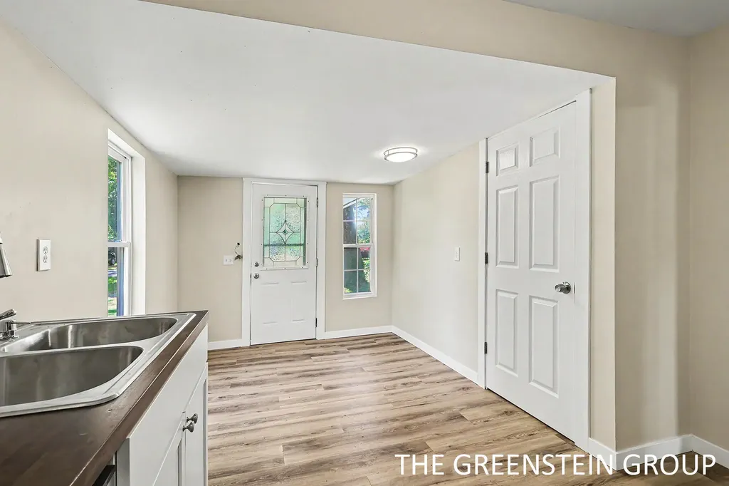 301 E North Street Greenville City MI 48838