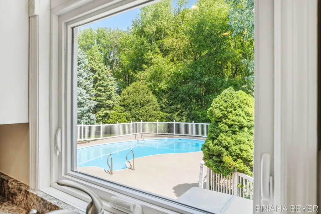 145 Bay Meadows Drive Park Township MI 49424