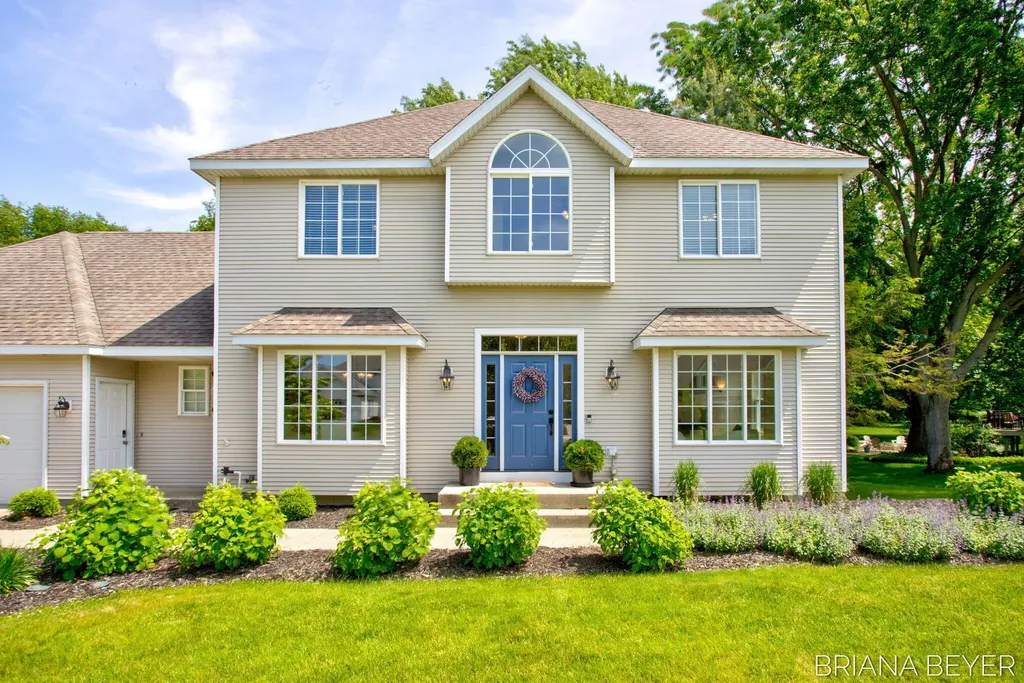 145 Bay Meadows Drive Park Township MI 49424