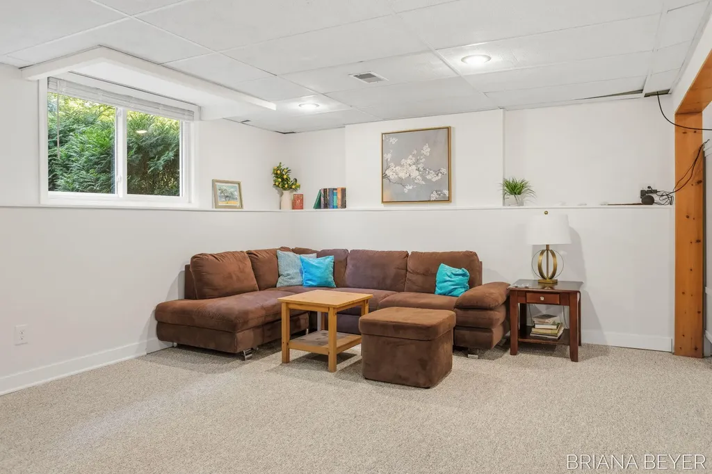 145 Bay Meadows Drive Park Township MI 49424