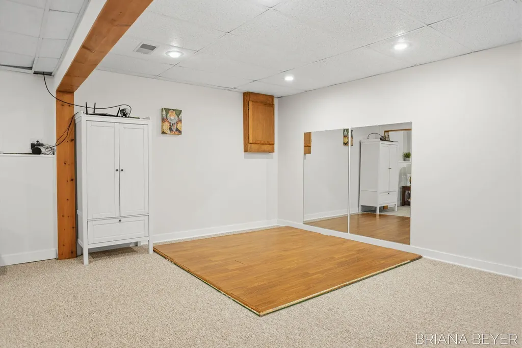 145 Bay Meadows Drive Park Township MI 49424