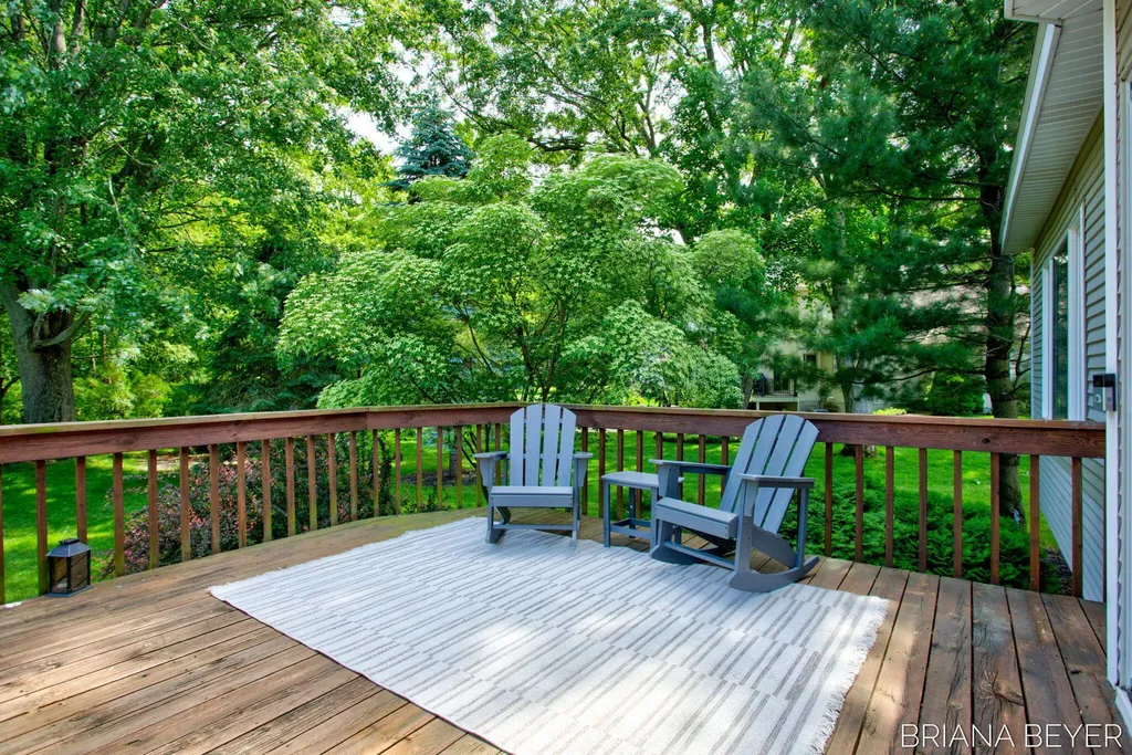 145 Bay Meadows Drive Park Township MI 49424