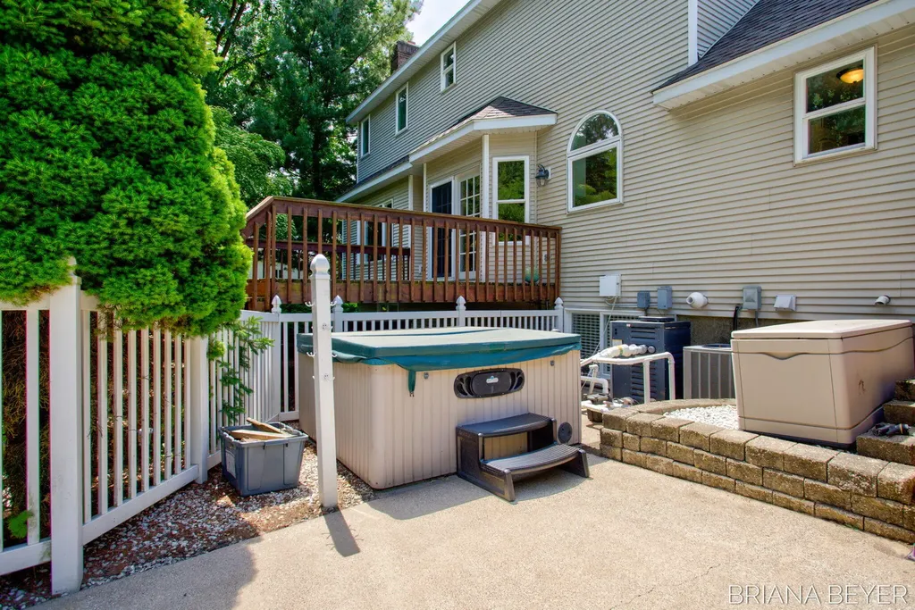 145 Bay Meadows Drive Park Township MI 49424