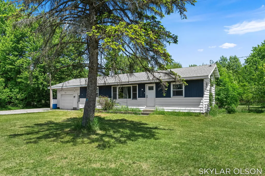 4988 S Brooks Road Fruitport Charter Township MI 49415