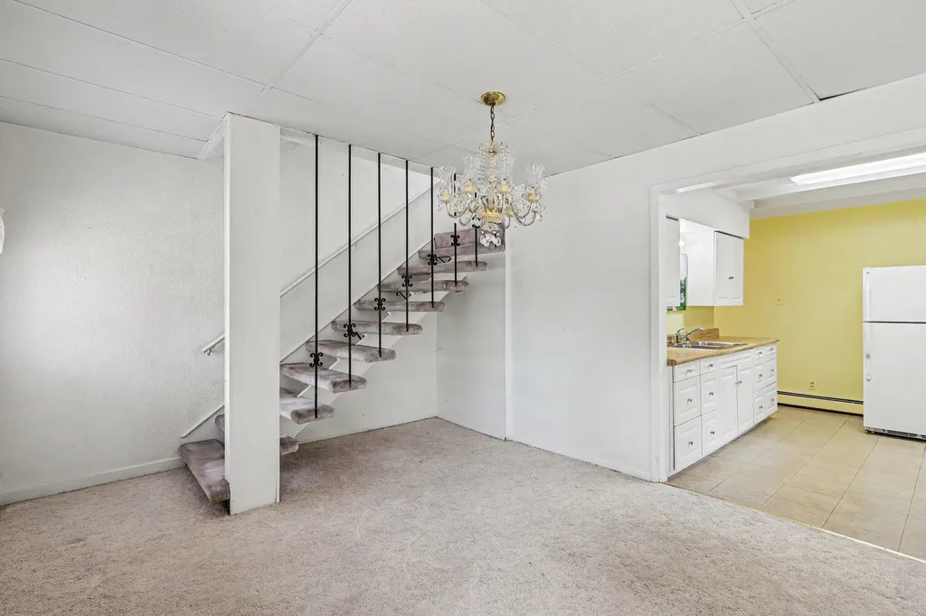 1989 Addison Street Muskegon City MI 49441