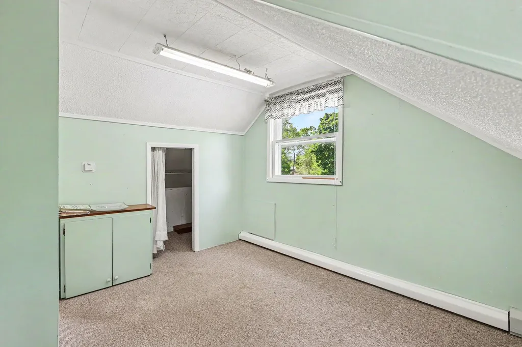 1989 Addison Street Muskegon City MI 49441