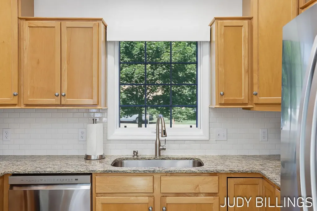 437 Amity Street Unknown City MI 49406