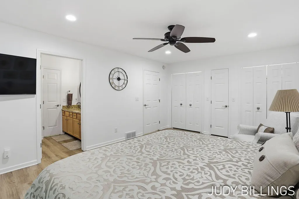 437 Amity Street Unknown City MI 49406