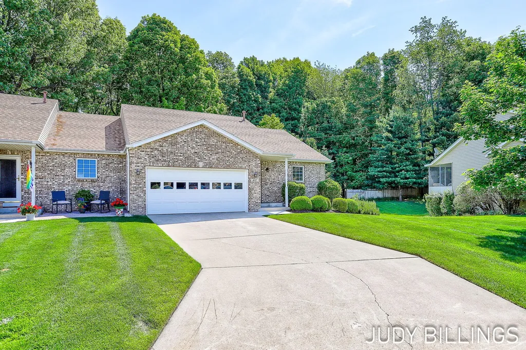 437 Amity Street Unknown City MI 49406
